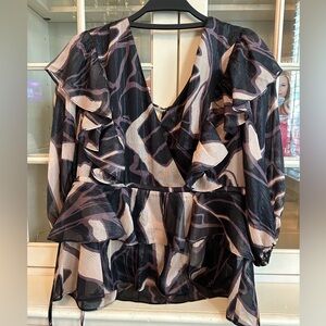 Ted Baker Jasmyna ruffle v-neck top NWT 2